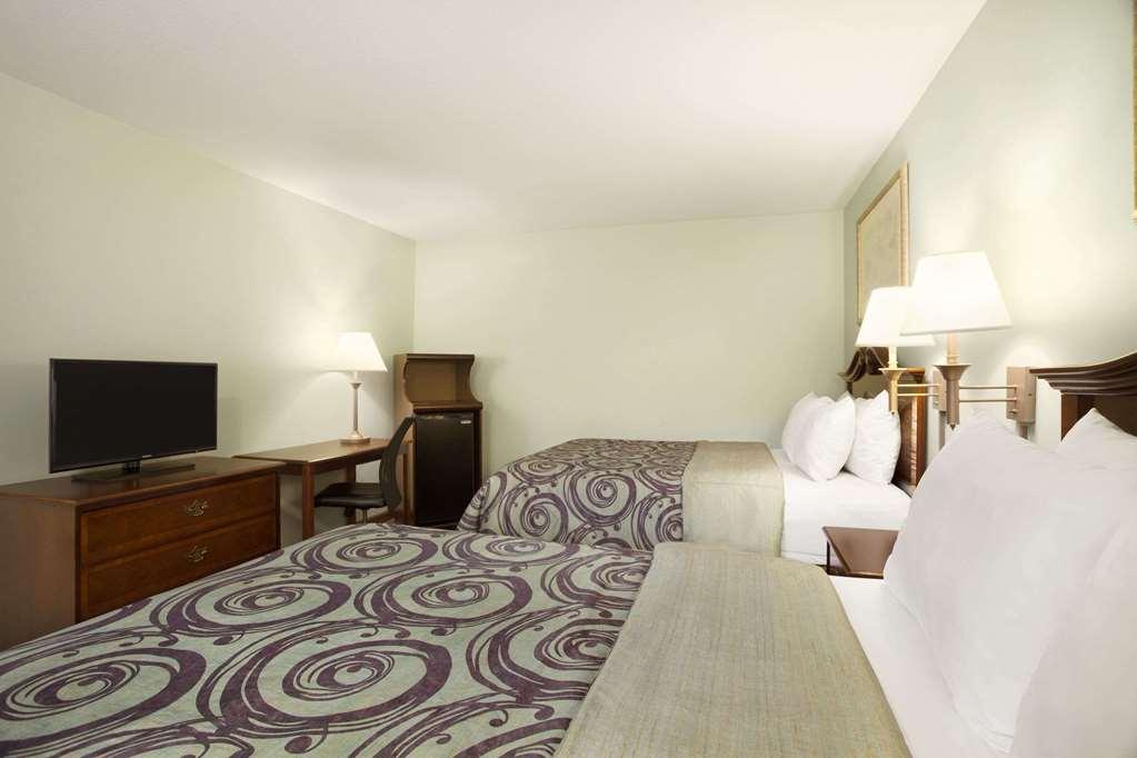 Quality Inn Грейт-Баррингтон Номер фото