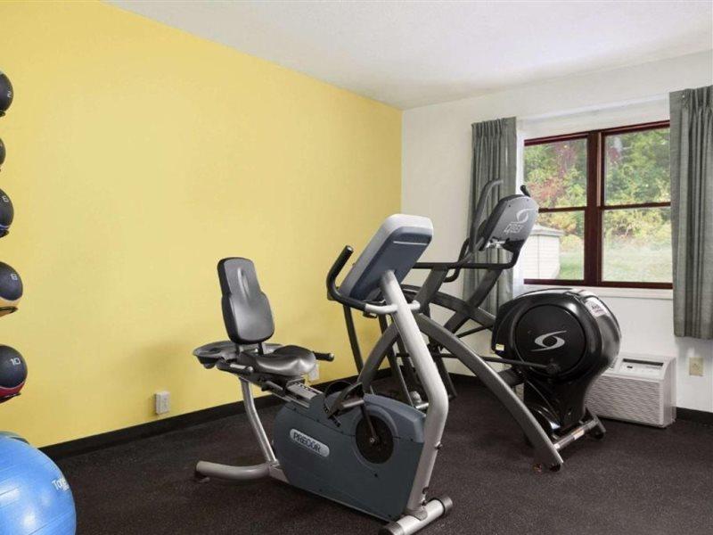 Quality Inn Грейт-Баррингтон Экстерьер фото