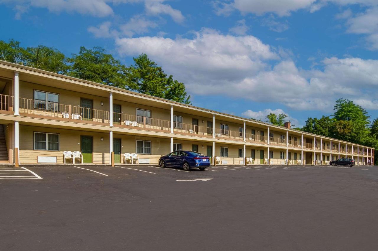 Quality Inn Грейт-Баррингтон Экстерьер фото