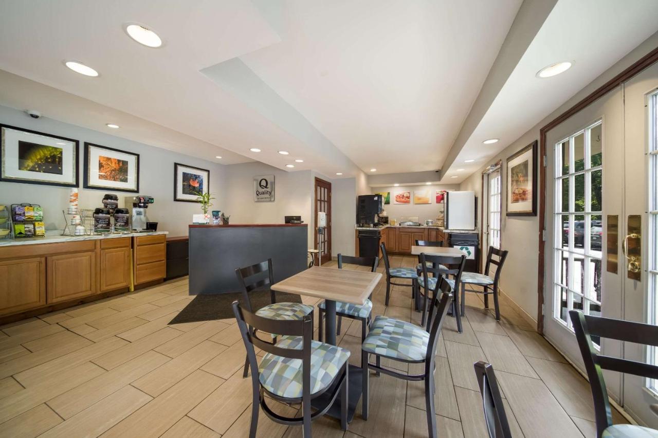 Quality Inn Грейт-Баррингтон Экстерьер фото